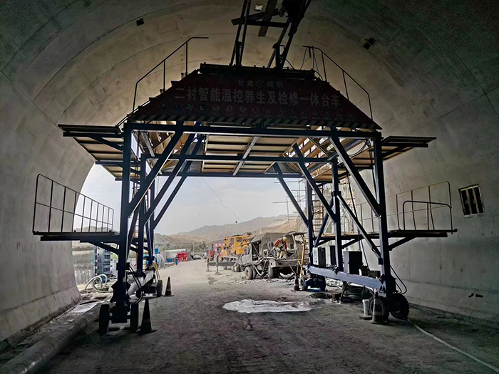 布料機、大型布料機、行走式布料機、圓筒布料機、行走式液壓布料機、移動式液壓布料機、電動布料機、手動布料機、梁場專用液壓布料機
